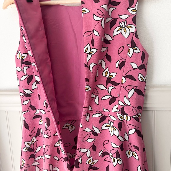 🌸 Ann Taylor Size 0 Pink A-Line Midi Dress – Scoop Neck | Maroon & White Print - Picture 6 of 8